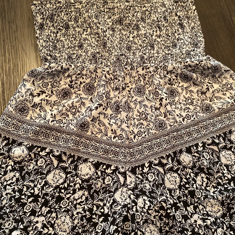 Pretty romper - Picture 2 of 3